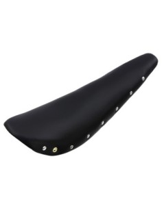 20 Banana Saddle Vinyl Eyelet Black.